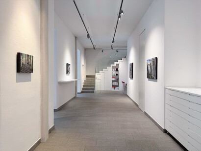 Matteo Massagrande, Soglie – Stanze, paesaggi, città, exhibition view. Courtesy of Punto Sull'Arte