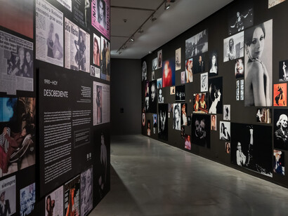Nacha Guevara, Here I am, exhibition view. Courtesy of Museo de Arte Moderno de Buenos Aires