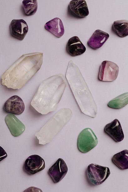 Cristais diversos.
O encantamento do reino mineral faz parte da nossa conexão com o Universo