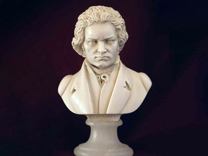 La sua fama lo porterà ad essere apprezzato per virtuosismo e talento