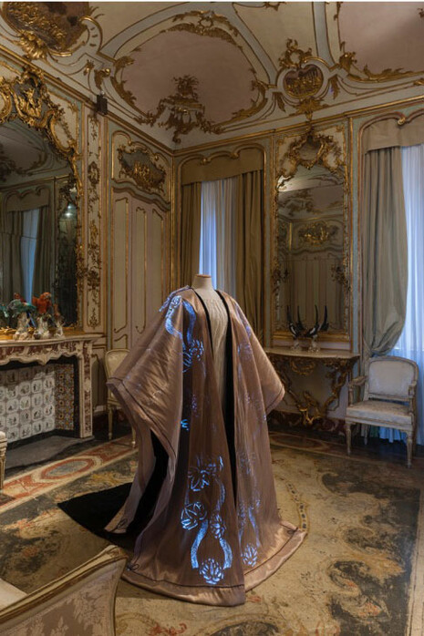 Tovini, Dreamlux, ph. Matteo Girola. Courtesy of Palazzo Morando, Costume Moda Immagine