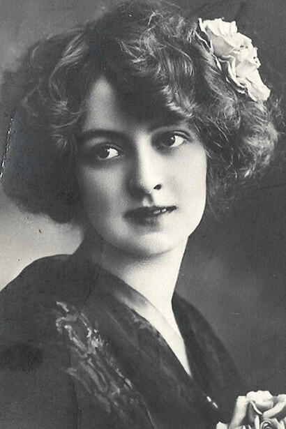 Ni rastro de ella queda, con lo festiva que era