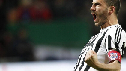 Leonardo Bonucci esulta dopo aver segnato il rigore decisivo