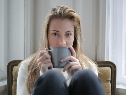 Cada gesto cotidiano —cocinar, conversar, caminar— puede transformarse en un acto de conciencia si se realiza sin apuro