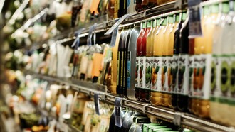 Conçus pour être pratiques et durables, ces produits érodent silencieusement notre bien-être physique mais aussi psychologique