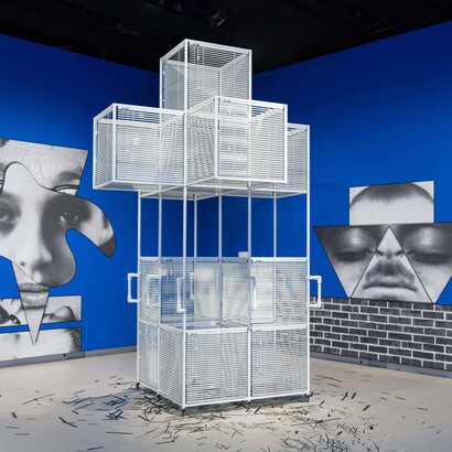 Sol LeWitt Vehicle, 6 unit cube on cube without a cube, 2018. Courtesy of Kunsthal 