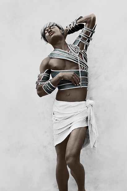 Vee Speers, Dystopia: a pose é uma autêntica revelação do ser