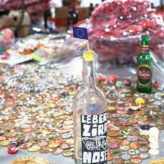 To do something effortless, en passant. Courtesy of Das Esszimmer