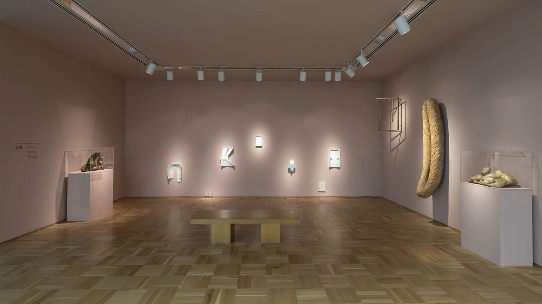 Various artists, Descending the staircase, exhibition view. Courtesy of MCA Chicago 