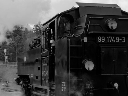 O contraste entre o humor negro e o drama psicológico faz de O Diário de um Maquinista uma obra única e intrigante, premiada em festivais internacionais