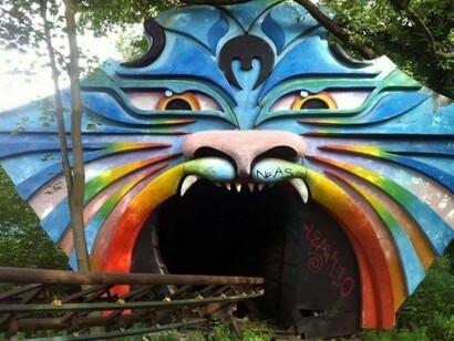 La bocca del tunnel allo Spreepark di Berlino