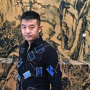 Liu Bolin, courtesy of the artist and Galerie Paris-Beijing