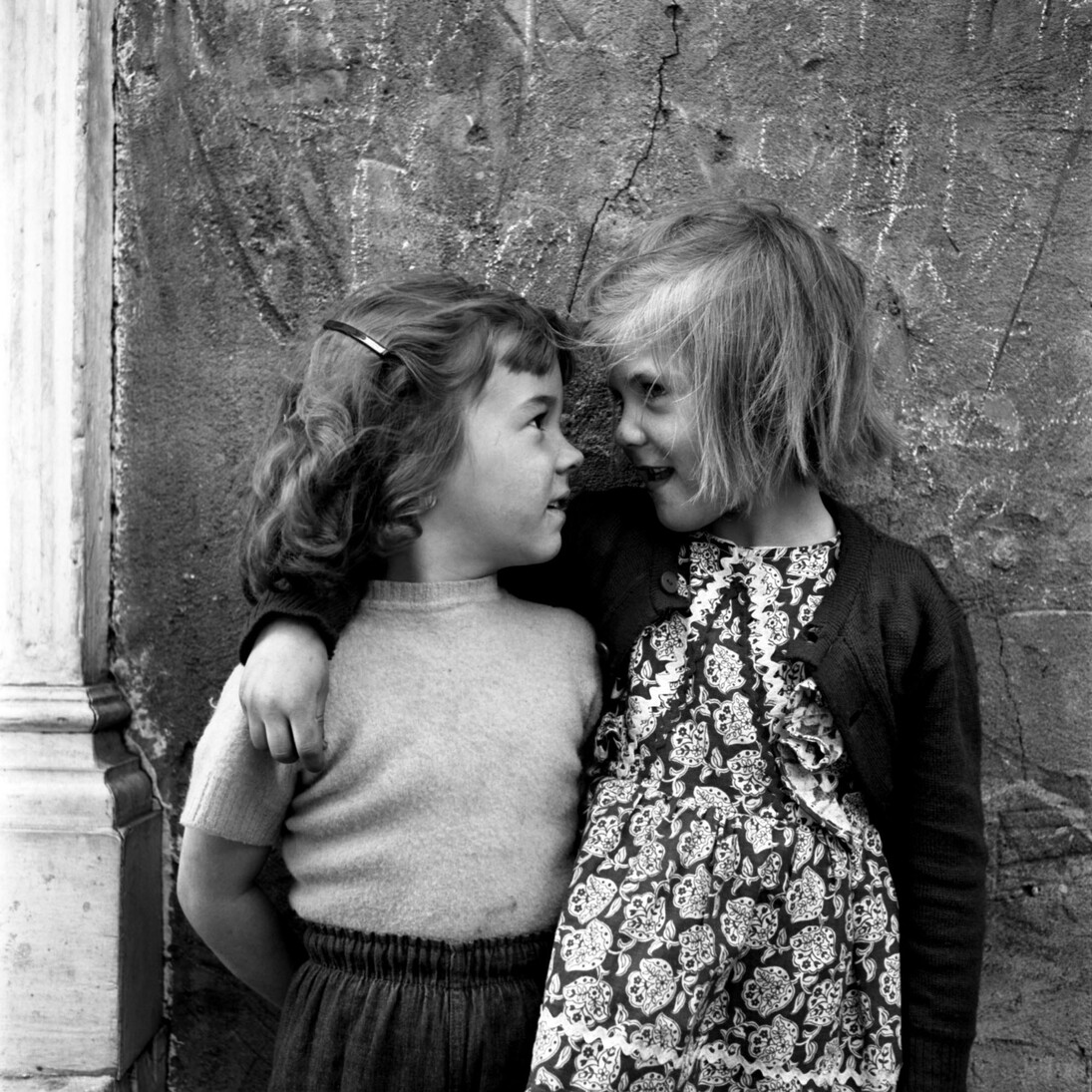 Vivian Maier, Undated, 40x50 cm(16x20 inch.) , © Vivian Maier/Maloof Collection, Courtesy Howard Greenberg Gallery, New York