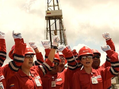 Trabajadores de PDVSA, empresa pulmón del país