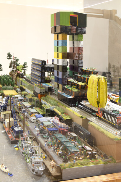 Kim Adams, Artists' colony (Gardens), 2012. Courtesy of AGH