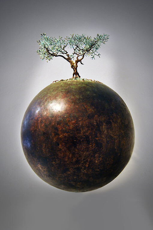 Andrea Roggi, Albero della vita parte del nostro mondo, bronzo, 120 cm