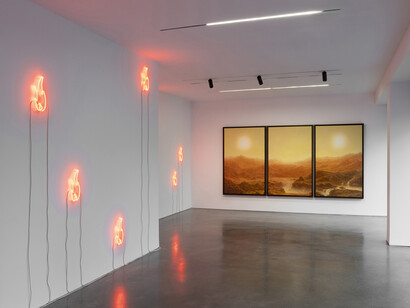 Laurent Grasso, Clouds theory, vista de exhibición. Courtesía de Pedro Guerra