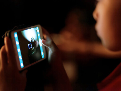 El juego digital crea un circuito de dependencia extrema con síntomas de sumisión que habitúa al jugador a significativas dosis de dopamina y serotonina