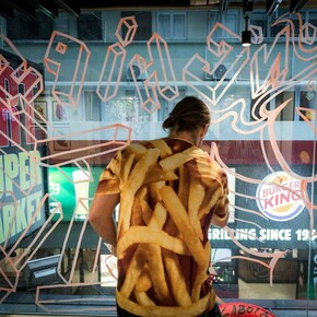 Fish 'N' Chips, Exhibition view. Courtesy of Art Supermarket