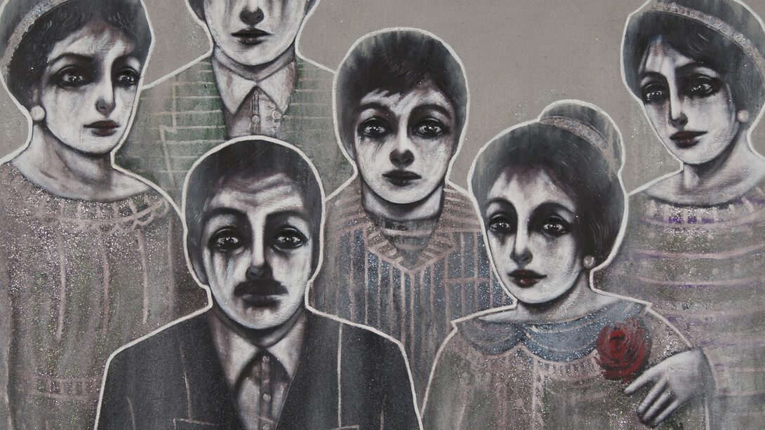Mohannad Orabi, Family Portrait, 2015, Mixed media on canvas, 150 x 250 cm
