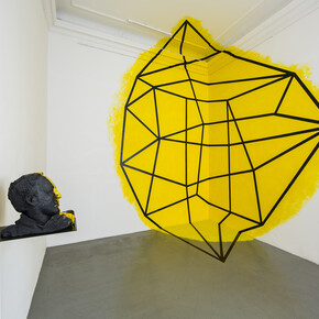 Gianni Dessì, Senza
titolo,
2015,
tempera
su
parete,
dimensioni
variabili