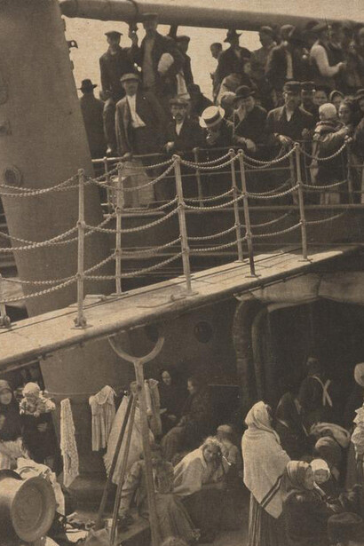 Alfred Stieglitz
The Steerage