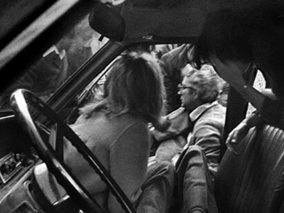 Letizia Battaglia, Sergio Mattarella mentre soccorre il fratello Piersanti appena colpito a morte da un commando