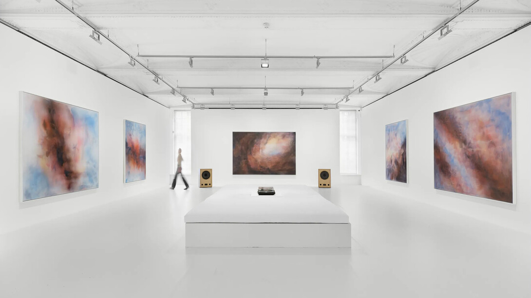Oliver Beer, The sky in the cave, exhibition view. Courtesy of Galerie Thaddaeus Ropac