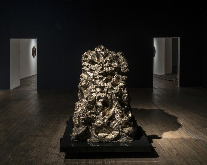 Monumental, Exhibition view. Courtesy of Ronald Feldman Fine Arts