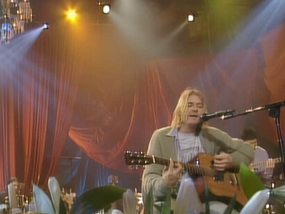 Si retrocedemos un par de años, nos daremos cuenta de que antes disfrutábamos más la vida, sin tanto apuro ni estrés. Nirvana - MTV Unplugged en Nueva York, EE.UU.