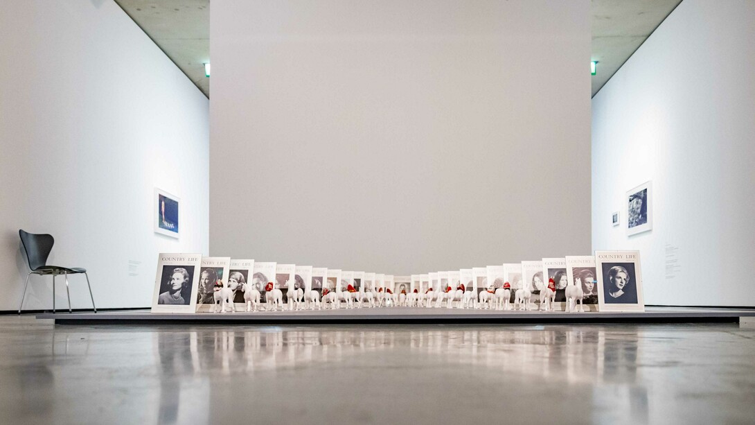 Rose English, Plötzlich in pracht beginnen, ausstellungsansicht. Mit freundlicher genehmigung des Museum der Moderne