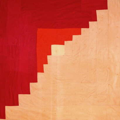 “Bricklayer” Variation quilt
1975

Quinnie Pettaway

Corduroy

82 x 72 in.

Museum purchase, and gift of the Souls Grown Deep Foundation from the William S. Arnett Collection, 2017.170, © Estate of Qunnie Pettway/Artists Rights Society (ARS), New York, Photograph by Stephen Pitkin/Pitkin Studio/Art Resource, NY