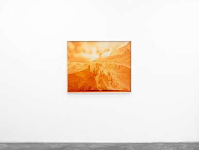 David Benjamin Sherry, The waves, exhibition view. Courtesy of Huxley-Parlour