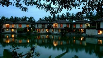Night view of the cottages.
