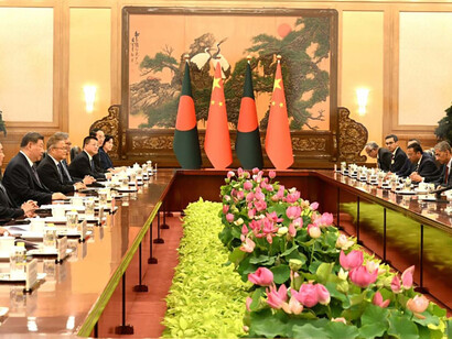 El primer ministro Tarique Rahman y el secretario general del Partido Comunista Chino, Xi Jinping, mantuvieron una reunión bilateral el viernes 26 de junio en el Gran Salón del Pueblo de Pekín, China