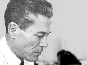 Jacques Lucien Monod était un biochimiste français qui a remporté le prix Nobel de physiologie ou médecine en 1965