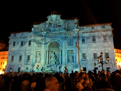Blow, Roma, Fontana di Trevi, 2016