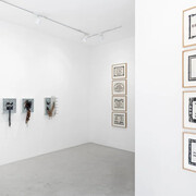 Helô Sanvoy, Ciclos, strata e das passagen-werk, vista da exposição. Cortesia de Aura Galeria