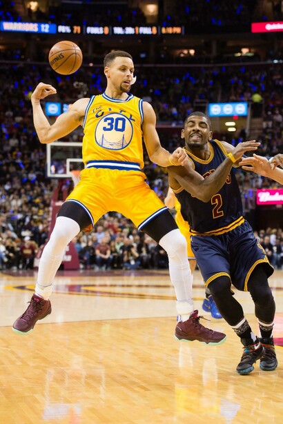 Stephen Curry en modo Globotrotter