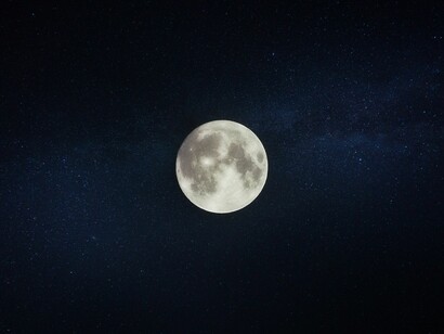 Dancing with the Moon
