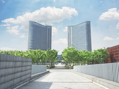 The potential of sustainable cities for a thriving tomorrow. Explore our innovative solutions for greener urban environments