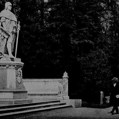 Die Siegesallee im Großen Tiergarten gegen Ende des 19. Jahrhundert