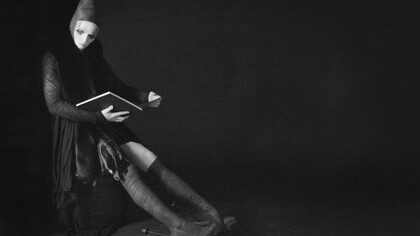 Karina Jonson, Reading Boy 