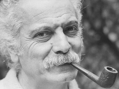 Georges Brassens musicista e poeta francese autore di Les Passantes