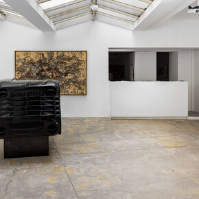 Arman, all that remains, exhibition view. Courtesy of Galerie Vallois