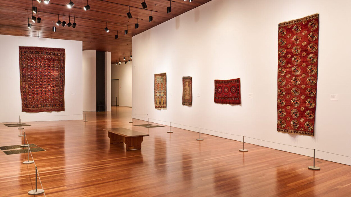 The McCoy Jones collection: textiles from Central Asia and the Middle East, exhibition view. Courtesy of De Young Museum