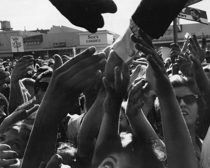 Magnum Analog Recovery. Courtesy of Le Bal 