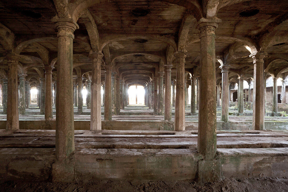Silvia Camporesi - Atlas Italiae 04
Cementificio / Cement plant
Alzano Lombardo
(Lombardia), Silvia Camporesi, 2015
Dimensioni variabili
Edizione 5+1