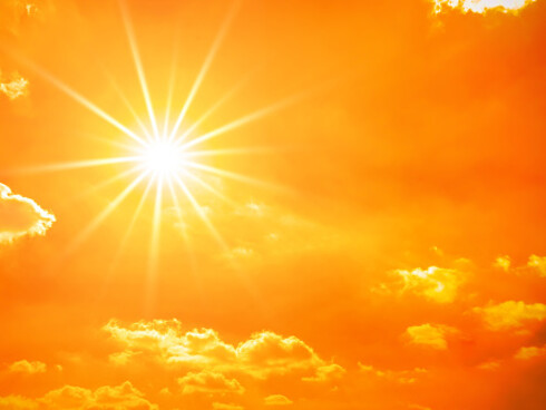 Sole solitario e potente  
