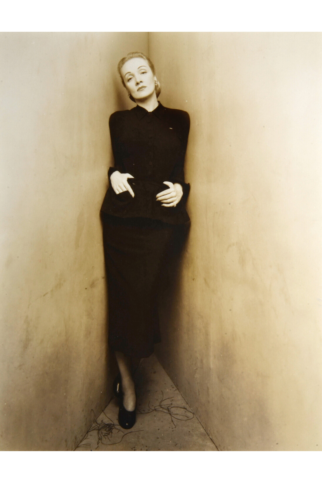 Irving Penn, Marlene Dietrich, 1948, © the artist, courtesy of Huxley-Parlour Gallery and Osborne Samuel